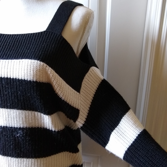 New York & Company Off Shoulder Sweater - Picture 5 of 9